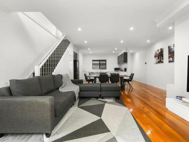 Townhouse for rent in Camerons Creek, Victoria