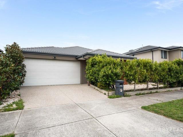 House for sale in Arcadia Estate, Melbourne