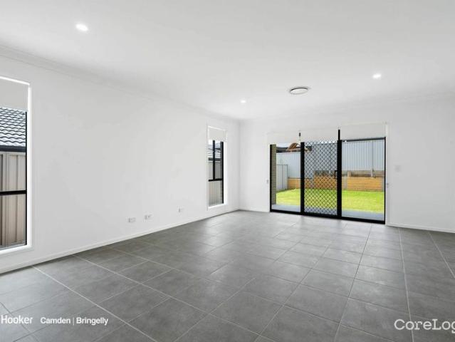 House for rent in Gregory Hills, Sydney
