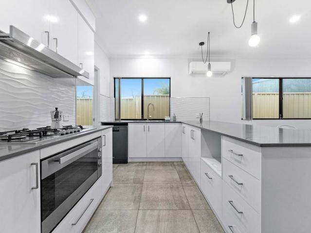 House for rent in High Wycombe, Western Australia