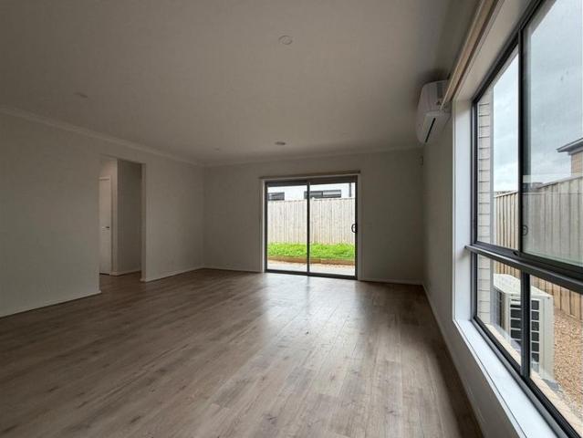 House for rent in Windermere, Melbourne