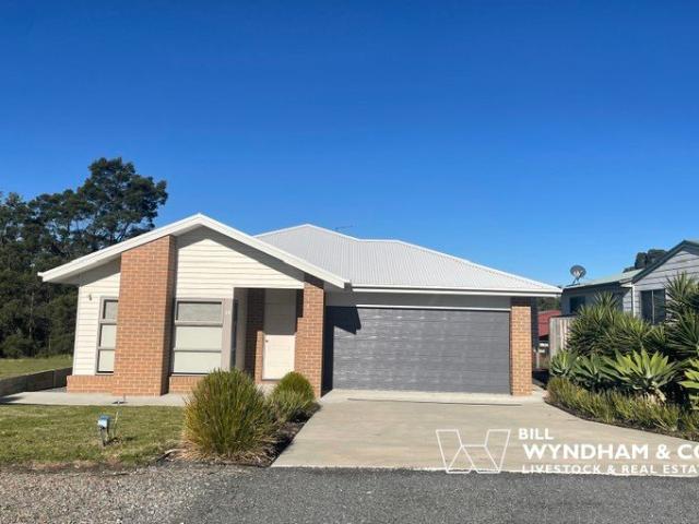 House for rent in Victoria