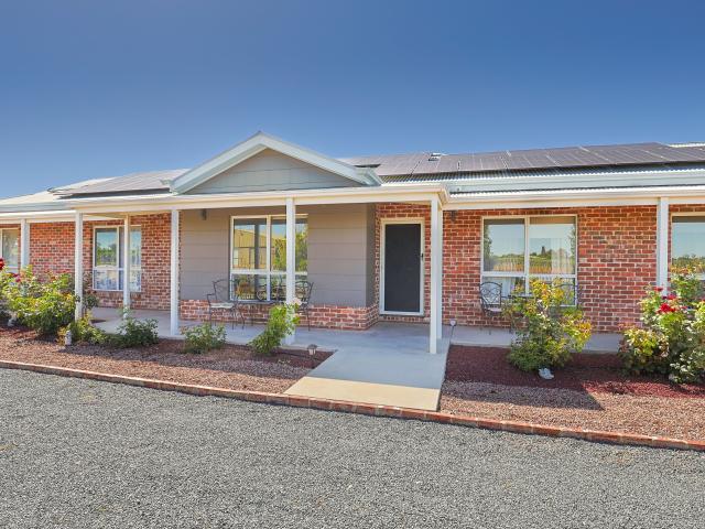 House for sale in Nichols Point, Victoria
