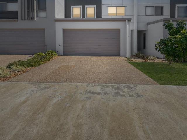 Apartment for rent in Burdell, Queensland