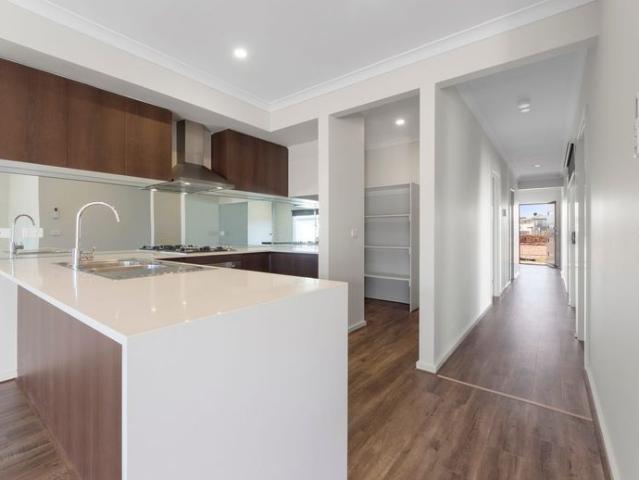 Townhouse for rent in Camerons Creek, Victoria