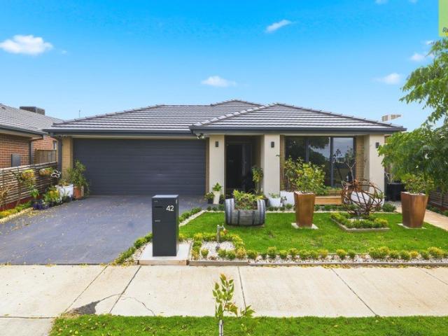 House for sale in Maddingley, Victoria