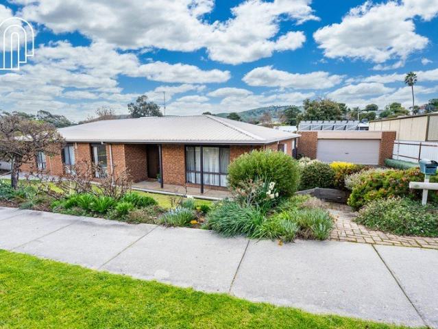 House for sale in Tallangatta, Victoria