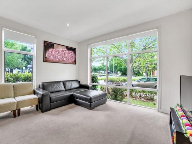 Townhouse for rent in Camerons Creek, Victoria