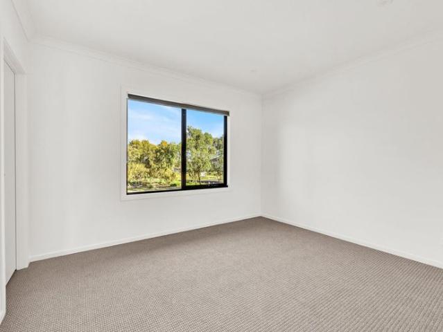 Townhouse for rent in Camerons Creek, Victoria