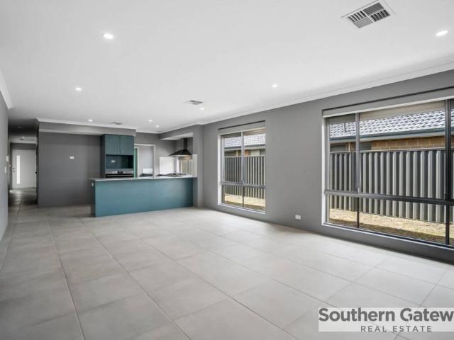 House for rent in Wellard, Western Australia