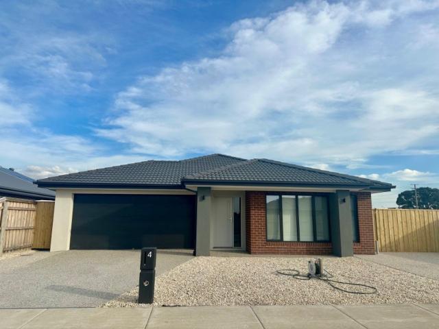 House for rent in Churchill, Victoria