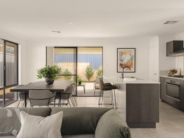 House for sale in Hammond Park, Western Australia