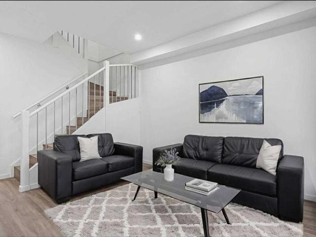 Townhouse for rent in Sydney, New South Wales