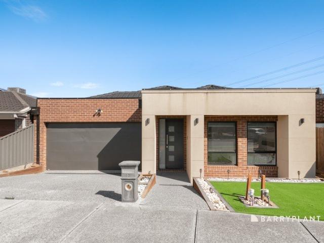 House for sale in Woodcrest Estate, Melbourne