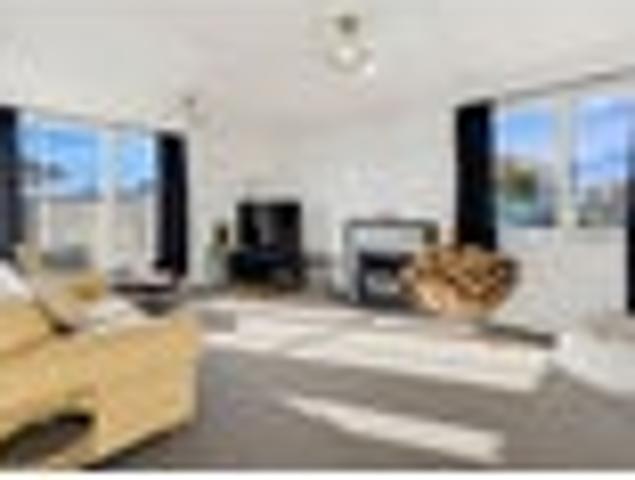 House for sale in Otakou