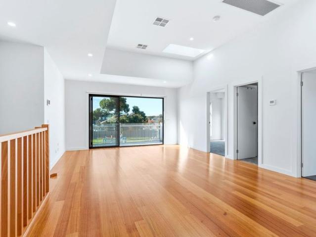 Townhouse for rent in Camerons Creek, Victoria