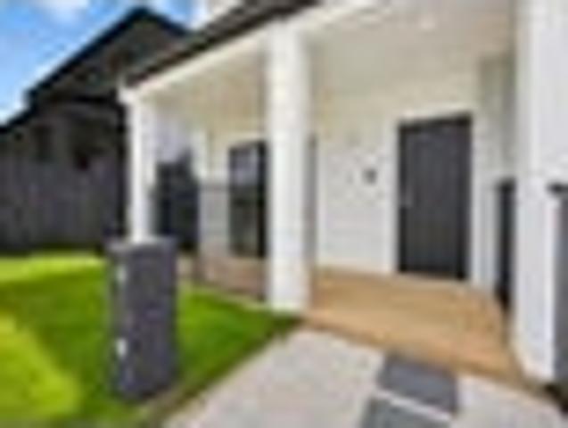 House for sale in Awhitu