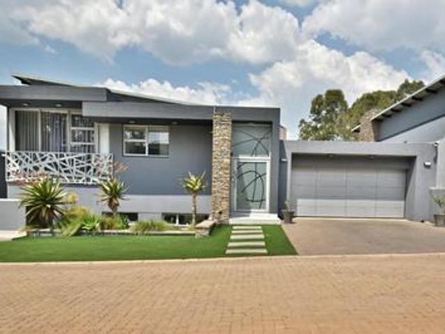 House for sale in Eye of Africa Golf & Residential Estate, Midvaal Local Municipality