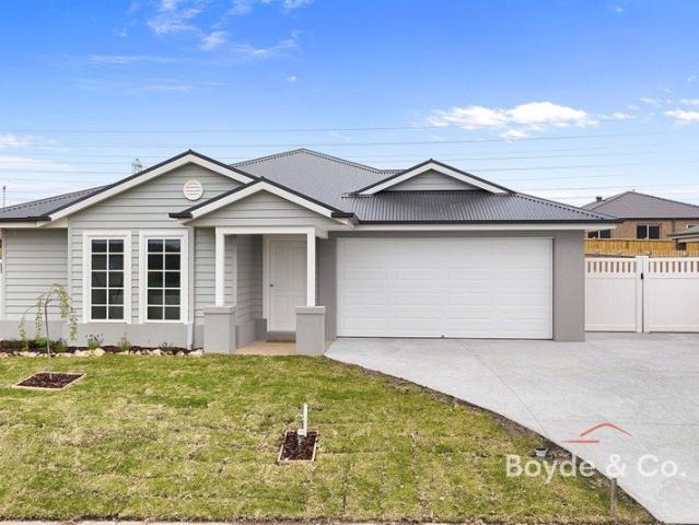 House for rent in Newborough, Victoria