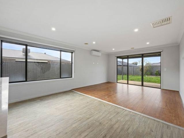 House for rent in Delacombe, Ballarat