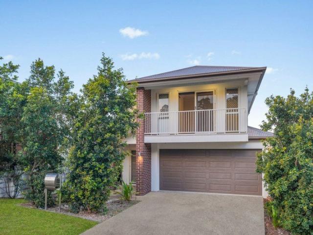 House for sale in Spring Mountain, Greater Brisbane