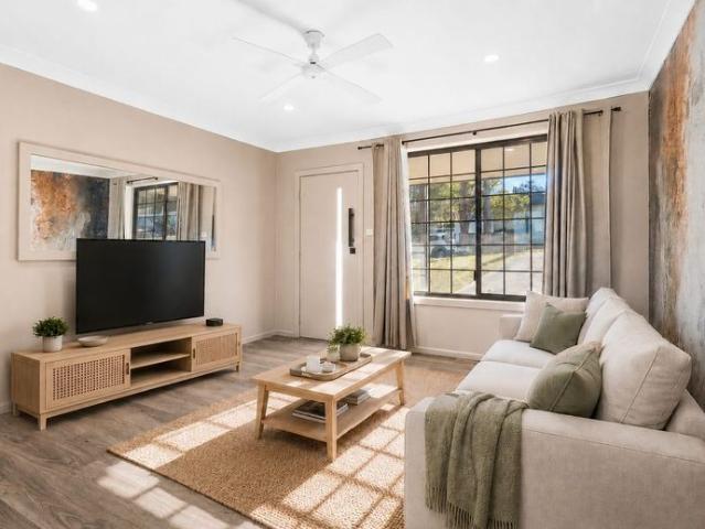 House for rent in Wollongong West, New South Wales