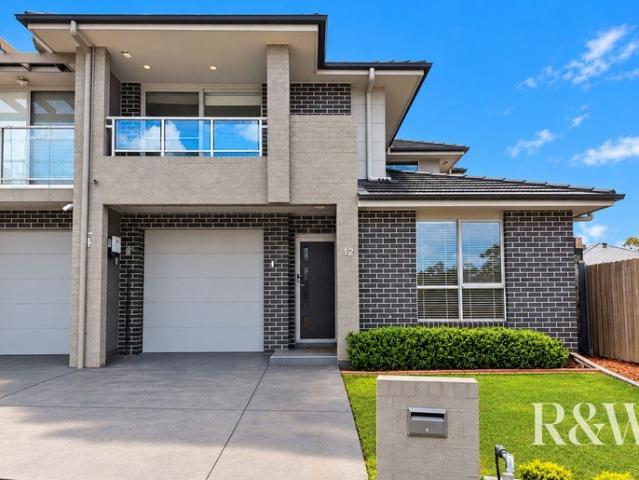 Townhouse for rent in Edmondson Park, Sydney