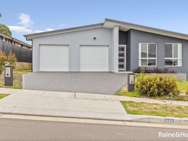 House for rent in Brisbane Grove, New South Wales