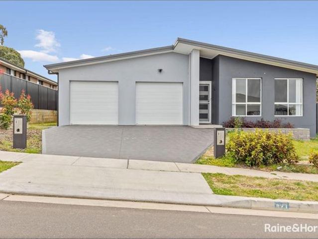 House for rent in Brisbane Grove, New South Wales