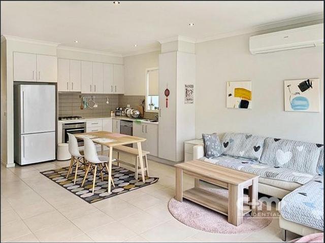 Townhouse for rent in Camerons Creek, Victoria