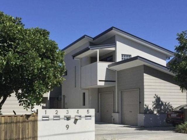 Townhouse for rent in Toombul, Queensland
