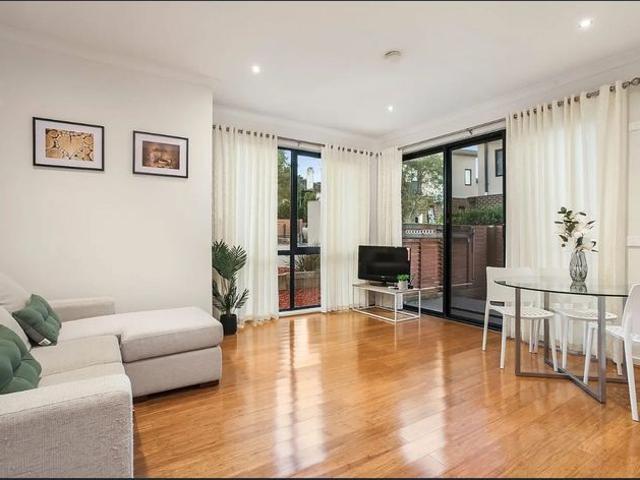 Townhouse for rent in Camerons Creek, Victoria
