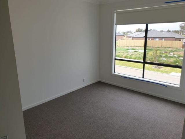 Townhouse for rent in Camerons Creek, Victoria