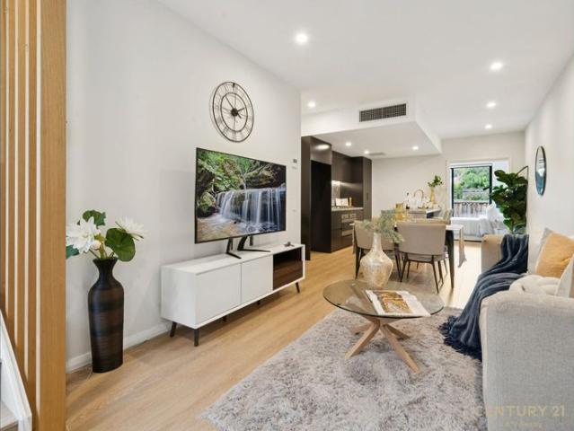 Townhouse for rent in Sydney, New South Wales