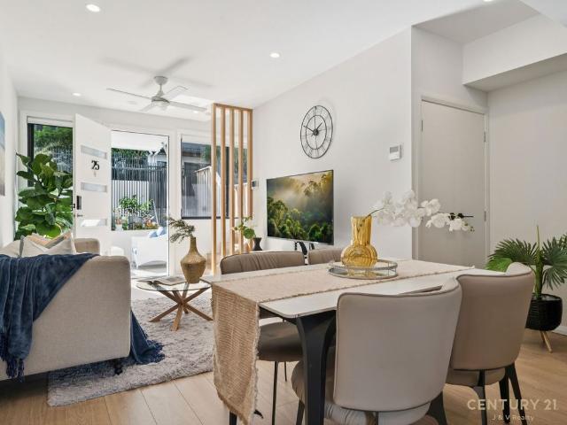 Townhouse for rent in Sydney, New South Wales