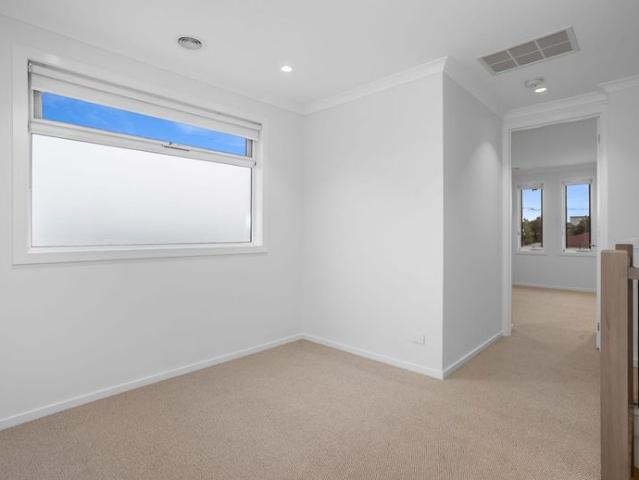 Townhouse for rent in Camerons Creek, Victoria