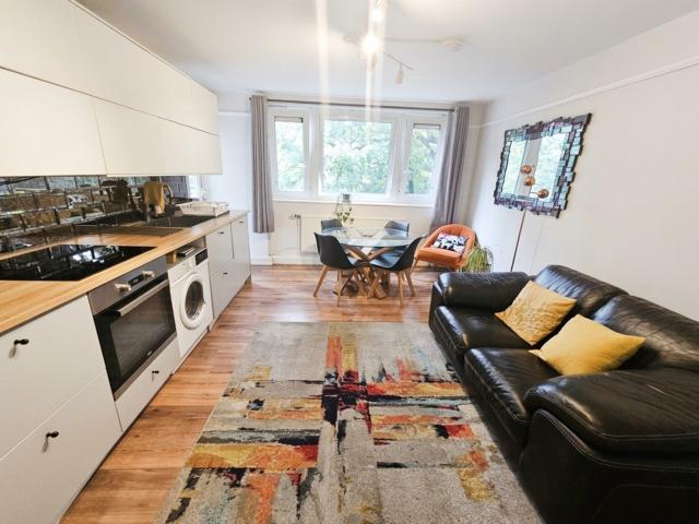 Apartment for rent in Angel, Greater London