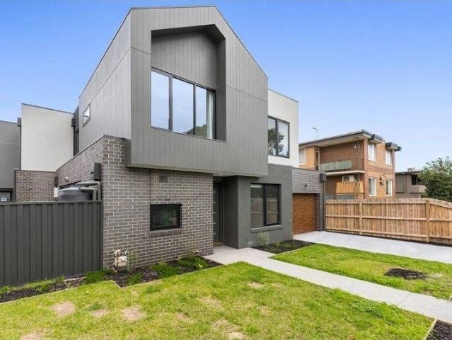 Townhouse for rent in Camerons Creek, Victoria