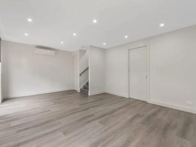 Townhouse for rent in Ormond, Melbourne