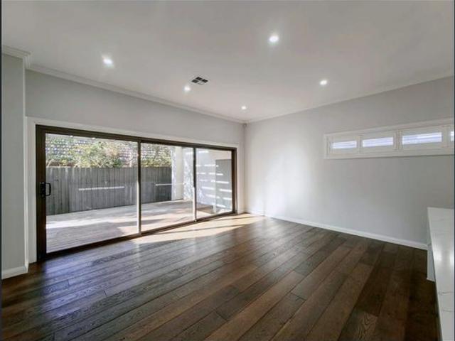 Townhouse for rent in Ashwood, Melbourne