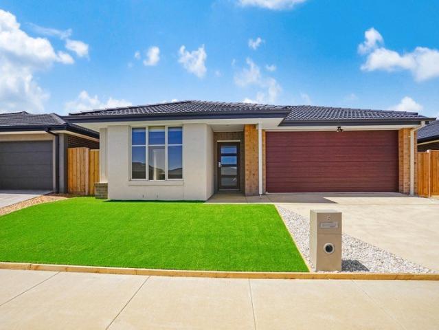 House for rent in Pinnacle, Ballarat