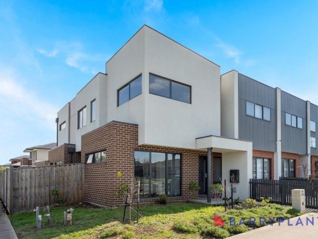 Townhouse for rent in Eden Gardens Estate, Melbourne