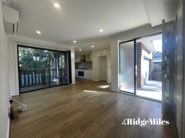 Townhouse for rent in Box Hill South, Melbourne