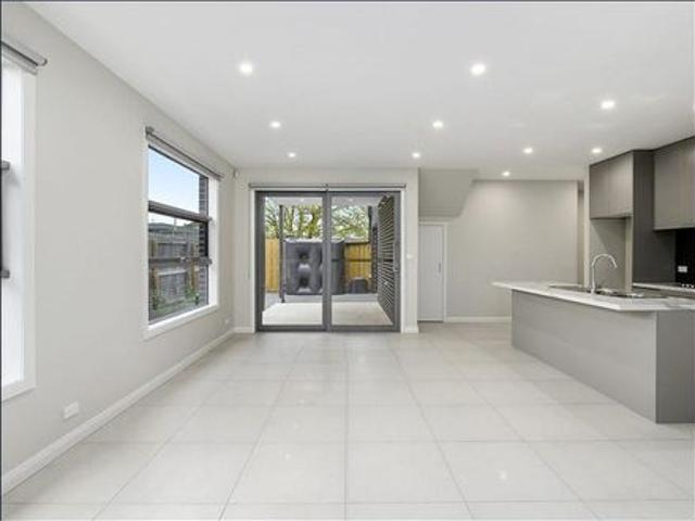 Townhouse for rent in Herne Hill, Geelong