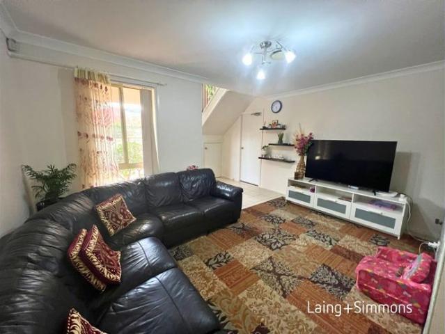 Townhouse for rent in Sydney, New South Wales