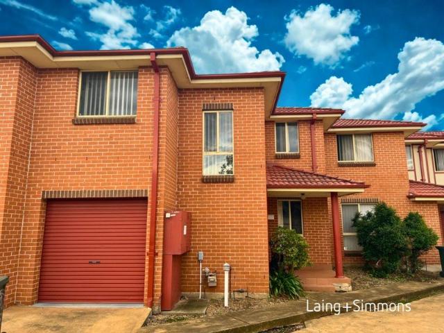 Townhouse for rent in Rooty Hill, Sydney