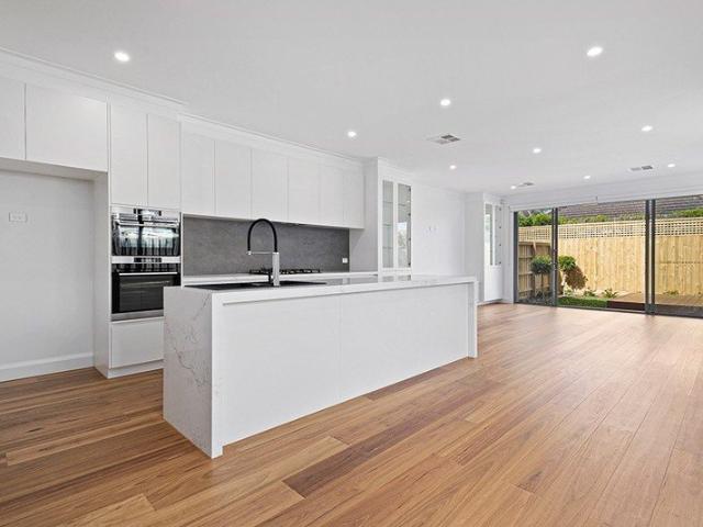 Townhouse for rent in Caulfield South, Melbourne