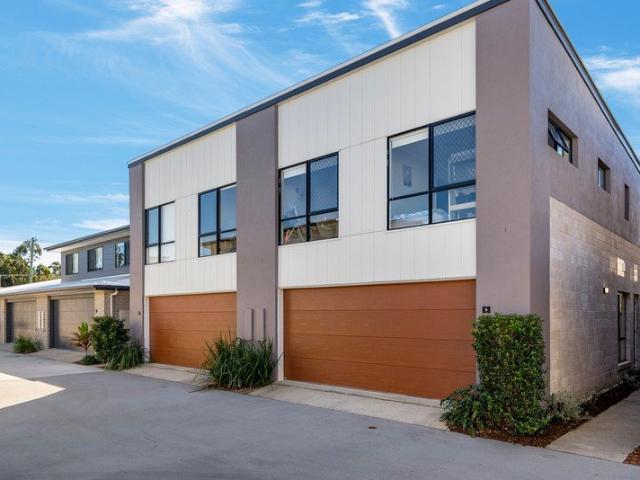 Townhouse for sale in Toombul, Queensland