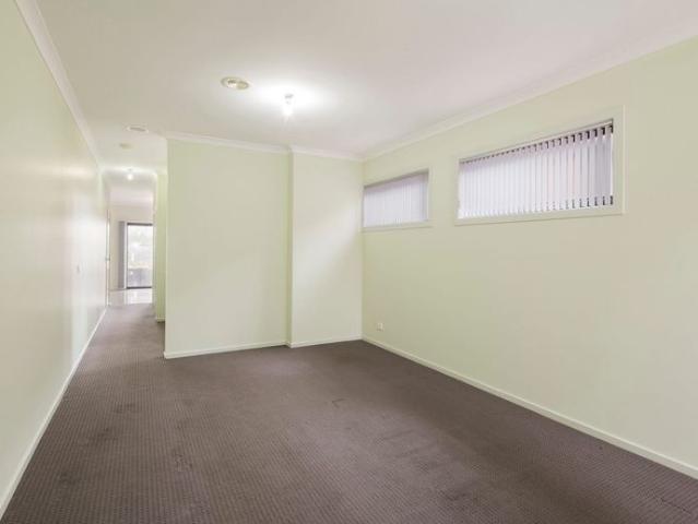 Townhouse for rent in Springvale, Melbourne