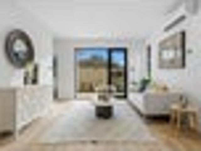 Townhouse for sale in East Tamaki, Oroua County